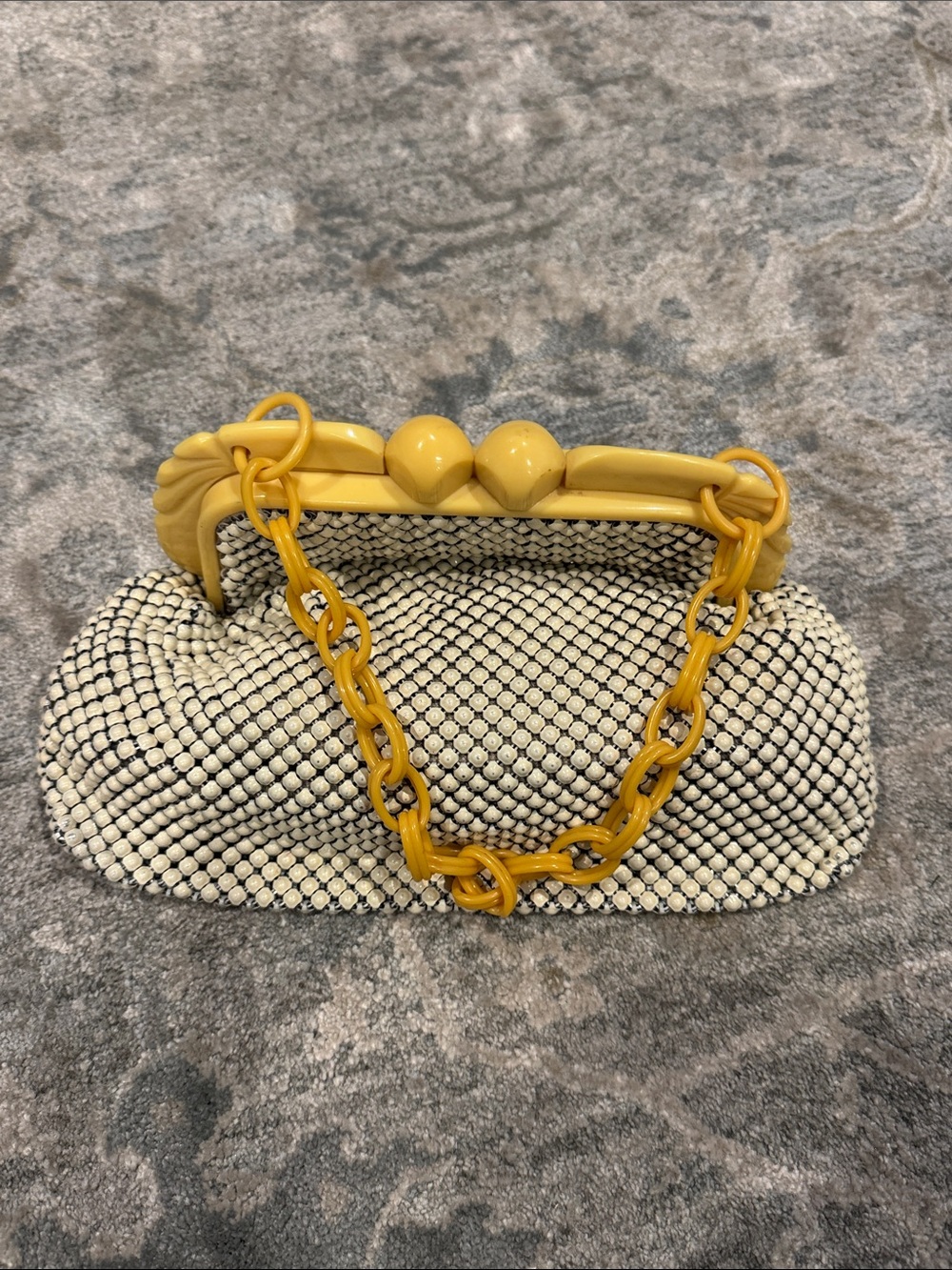 Whiting & Davis Cream Mesh Clutch with Yellow Frame & Chain - Picture 5 of 5